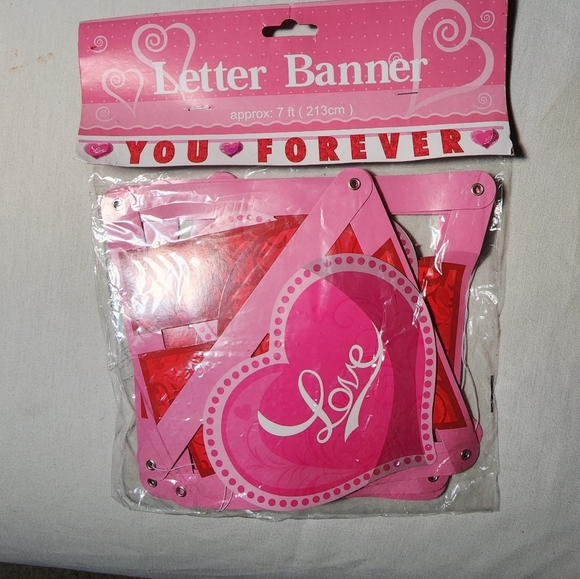 Valentine's " you forever" Banner decoration - Picture 1 of 2